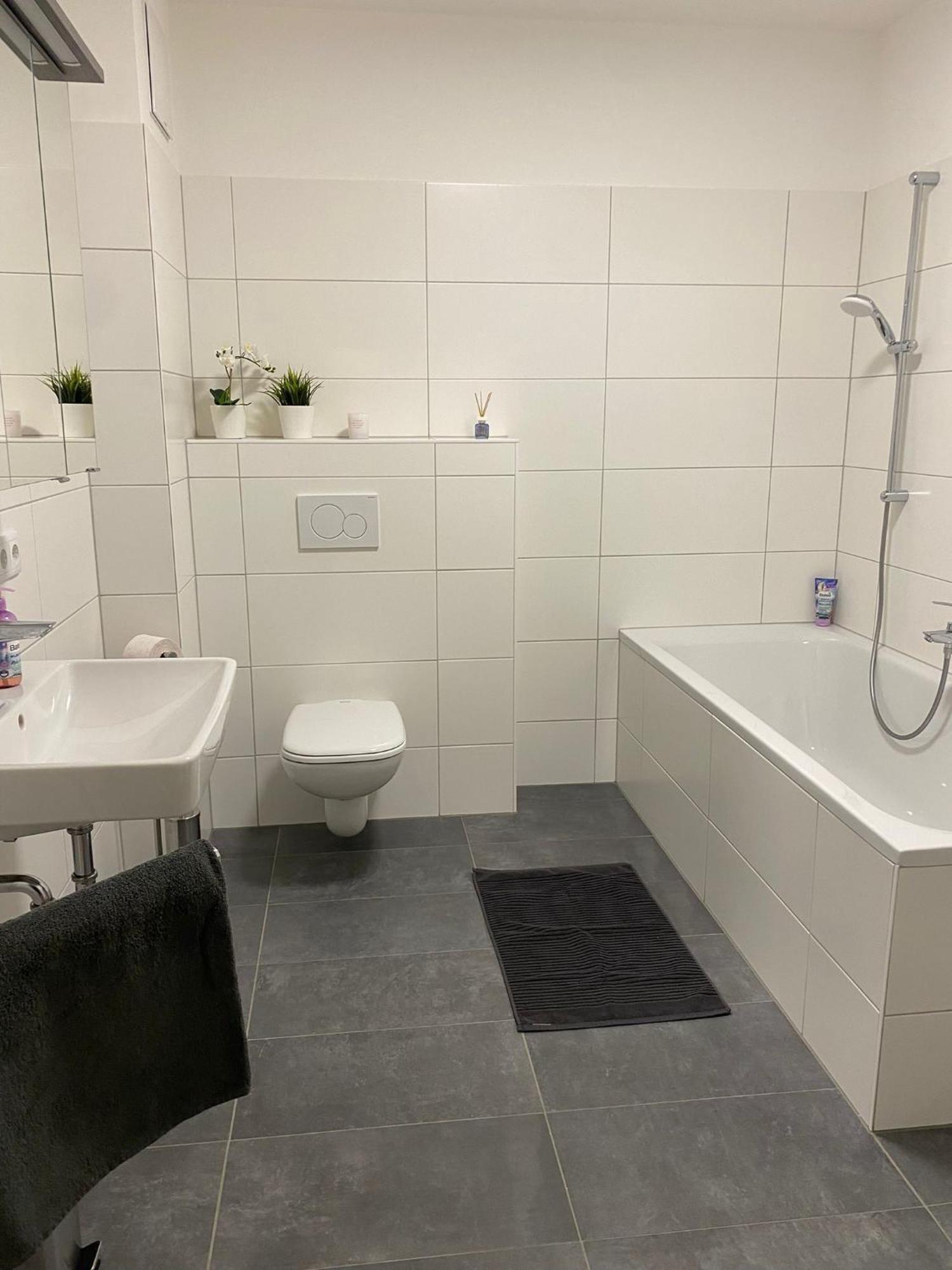 Wunderschoene, Neue Wohnung Mit Grosser Terrasse Ebenthal  外观 照片